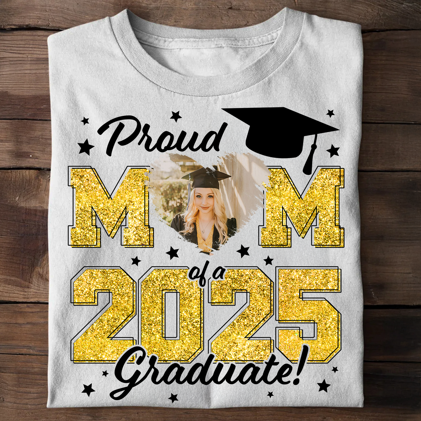 Proud Mom/Dad Of A 2025 Graduate T-Shirt  - Graduation Unisex T-Shirt